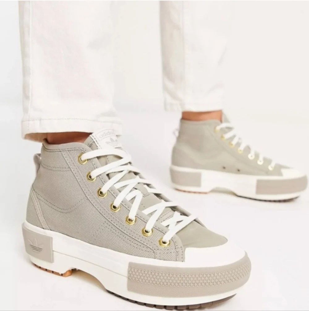Adidas Nizza Trek‎ Platform Sneakers Size 7